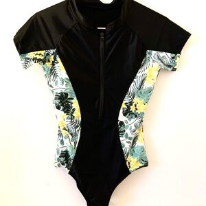 TROPICAL Zip Front Printed One Piece Swimsuit, NWT